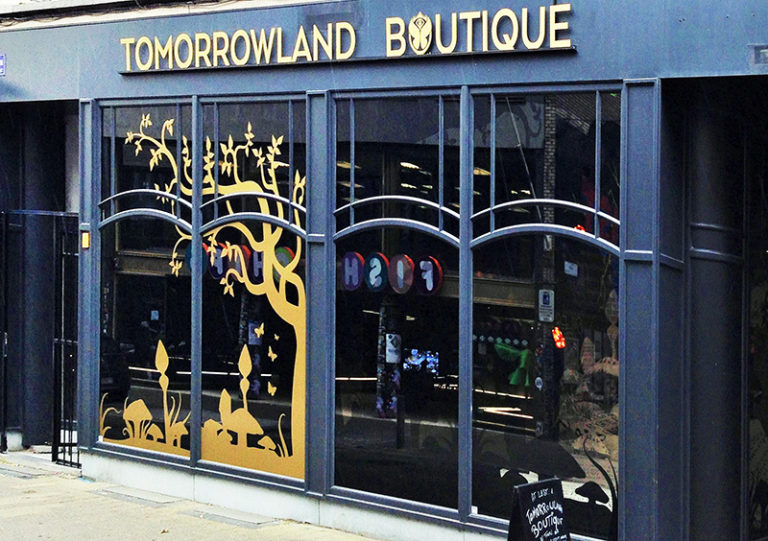 Referentie-Tomorrowland-Boutique-Voorgevel2