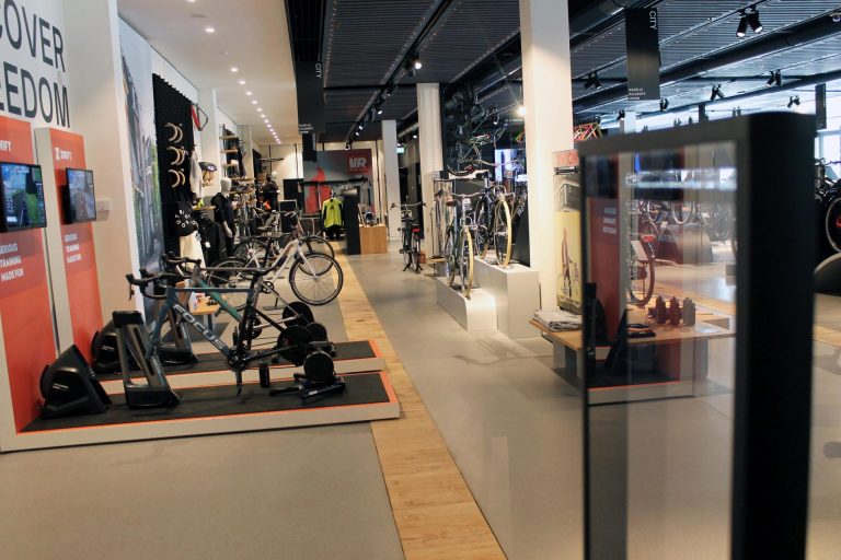 Ride Out (PON) rekent op de detectiepoorten van Resatec voor de beveiliging van hun bike experience center te Amsterdam